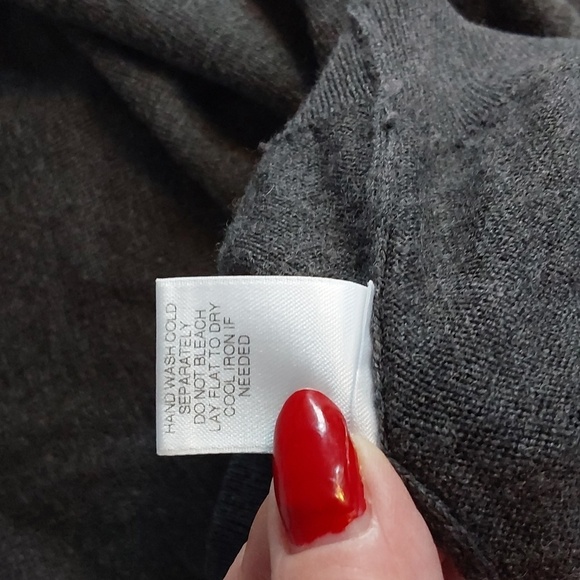 Turnbury Dark Gray Luxe Extra fine Merino Wool Preppy Sweater Vest Neutral Sz.XL - Picture 9 of 9